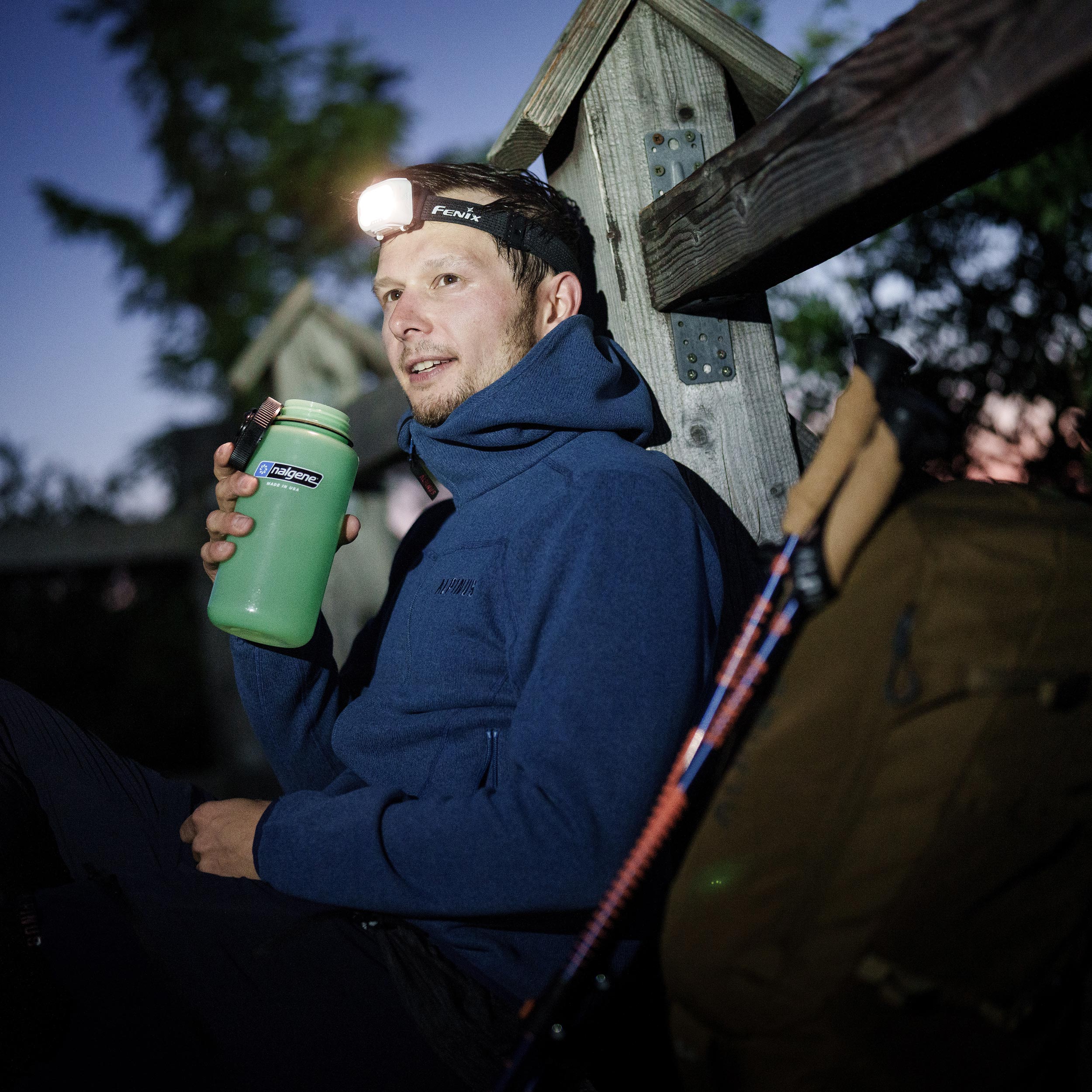 Latarka czołowa Fenix HL18R-T V2.0 biała - obrazek 7