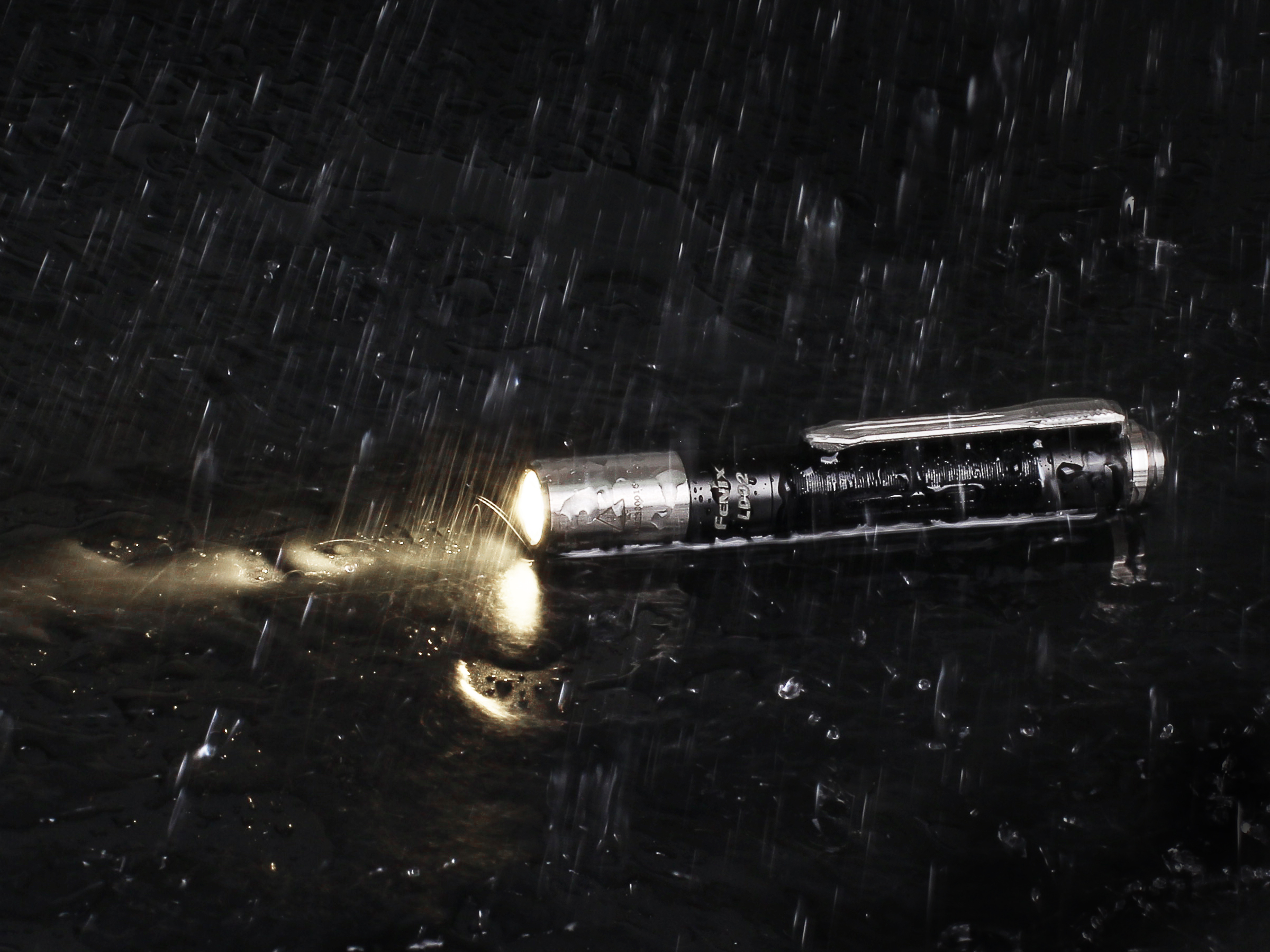 Latarka LED Fenix LD02 V2.0 - obrazek 4