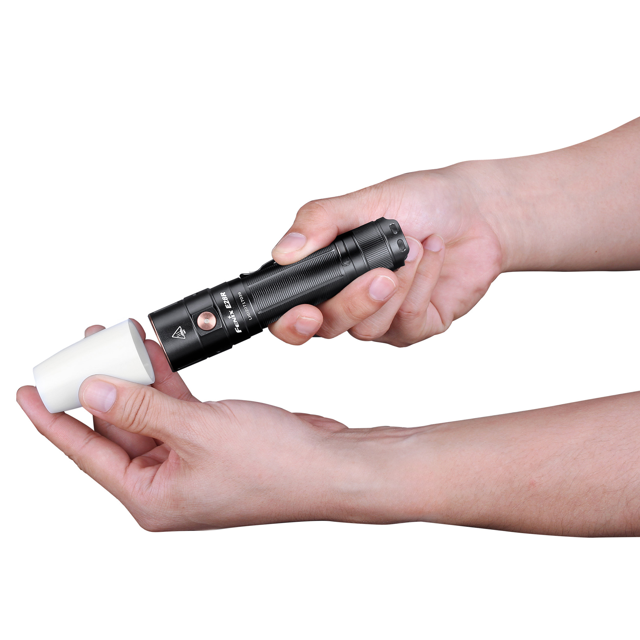 Latarka LED Fenix E35R plus AOD-S V2.0 gratis - obrazek 6