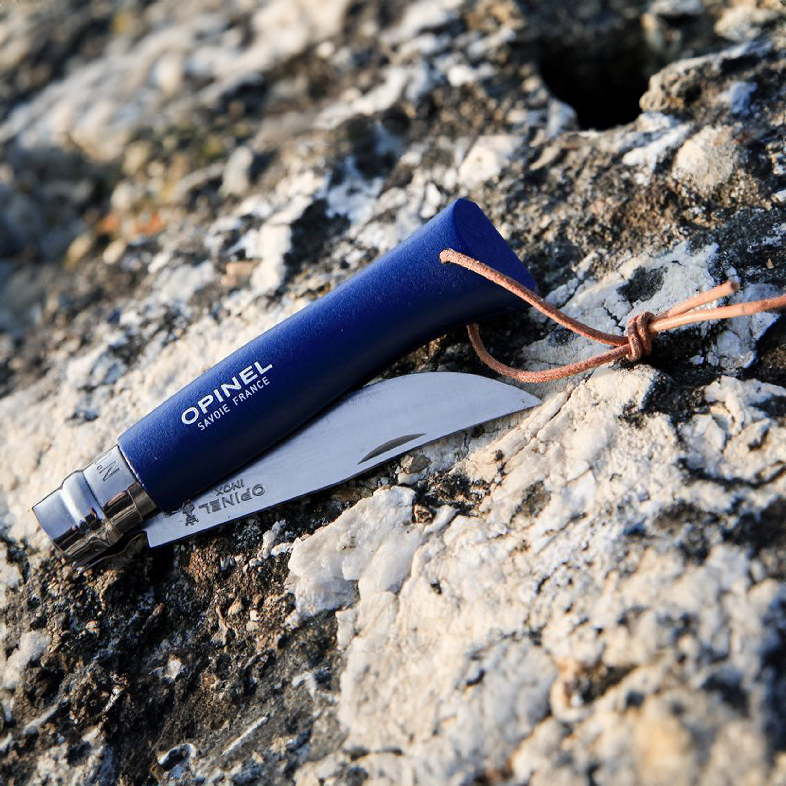 Nóż składany Opinel Colorama 08 inox grab granatowy - obrazek 6