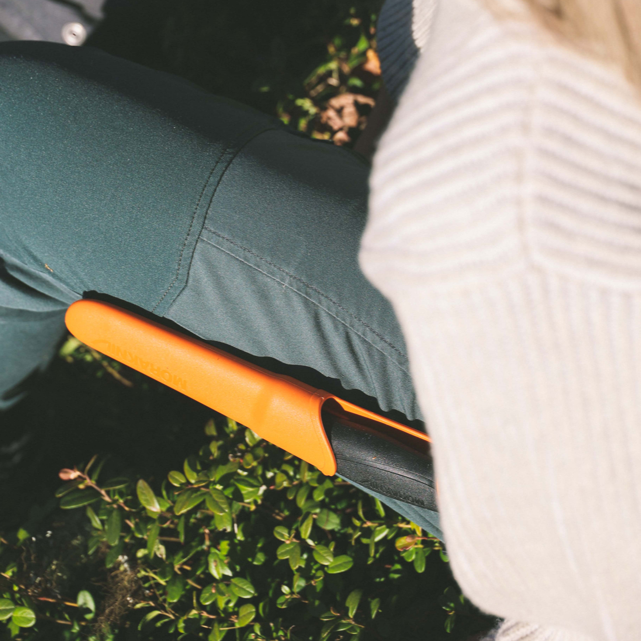 Nóż Morakniv Companion ciemno pomarańczowy stal nierdzewna - obrazek 7