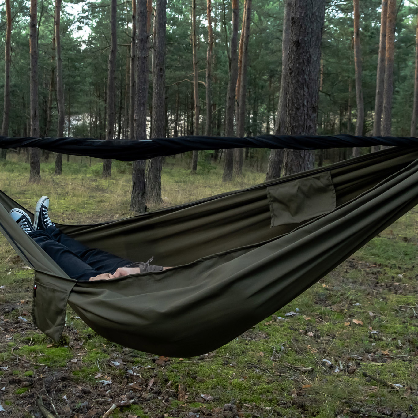 Hamak TigerWood kempingowy Bizon Long 3,5m z moskitierą oliwkowy - obrazek 10