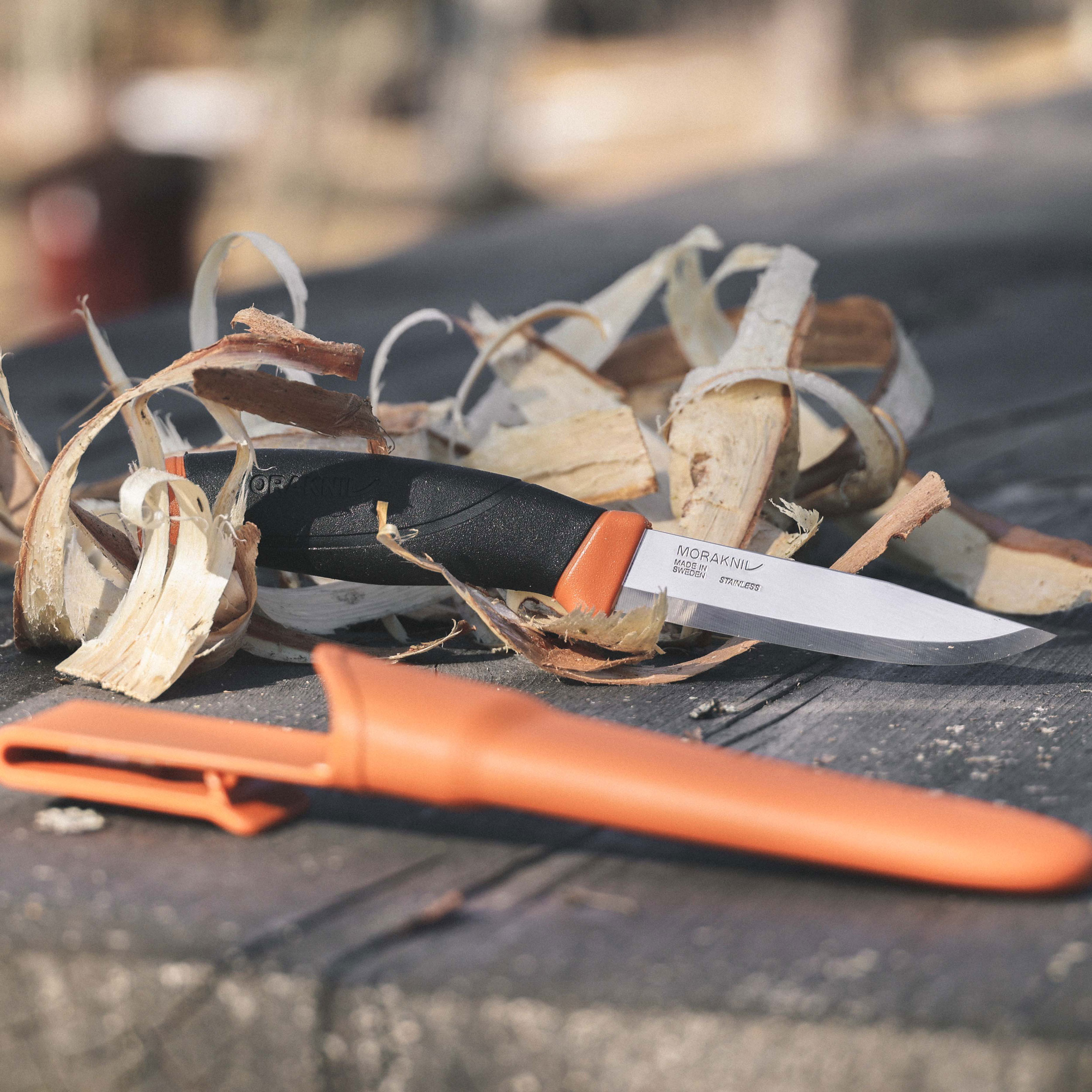 Nóż Morakniv Companion ciemno pomarańczowy stal nierdzewna - obrazek 6
