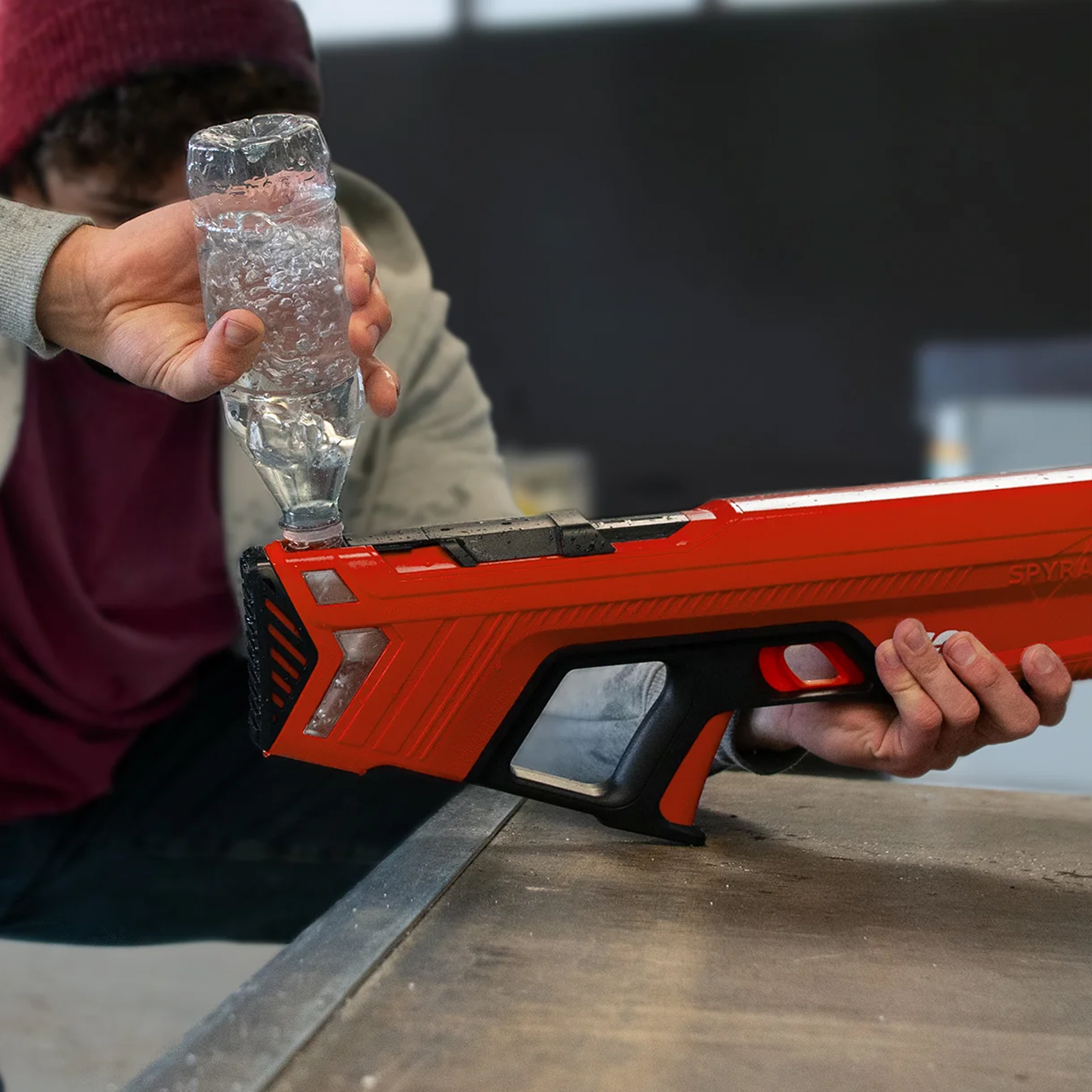 Karabin na wodę SpyraGo czerwony - obrazek 10