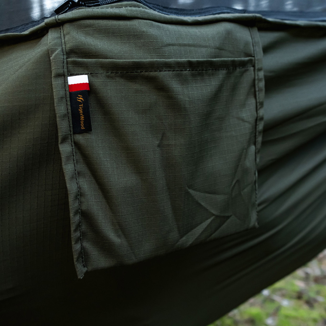 Hamak TigerWood kempingowy Bizon Long 3,5m z moskitierą oliwkowy - obrazek 8