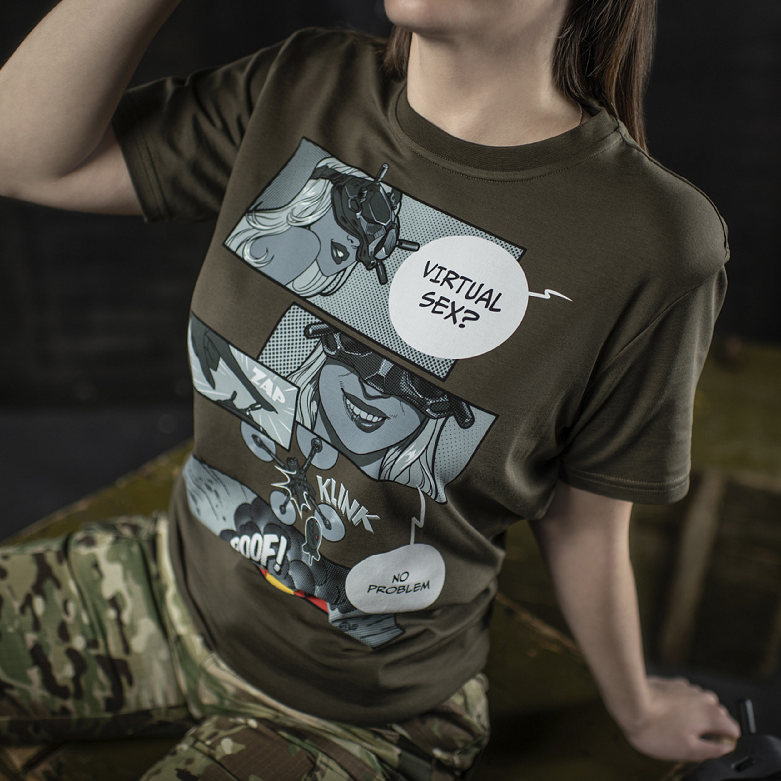 Koszulka M-Tac Comics Drone Girl ciemnooliwkowa 3XL - obrazek 5