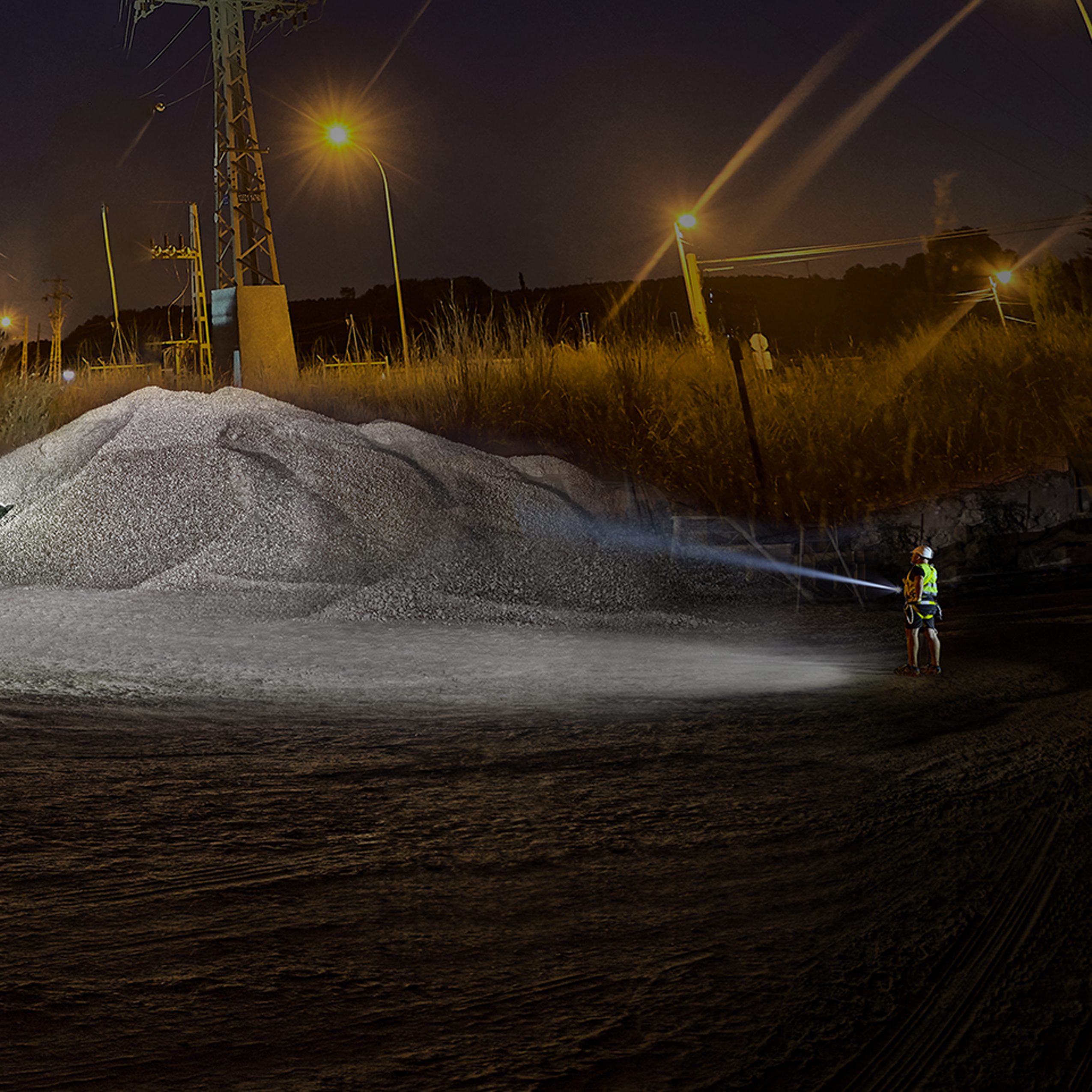 Latarka LED Fenix C7 czarna - obrazek 8