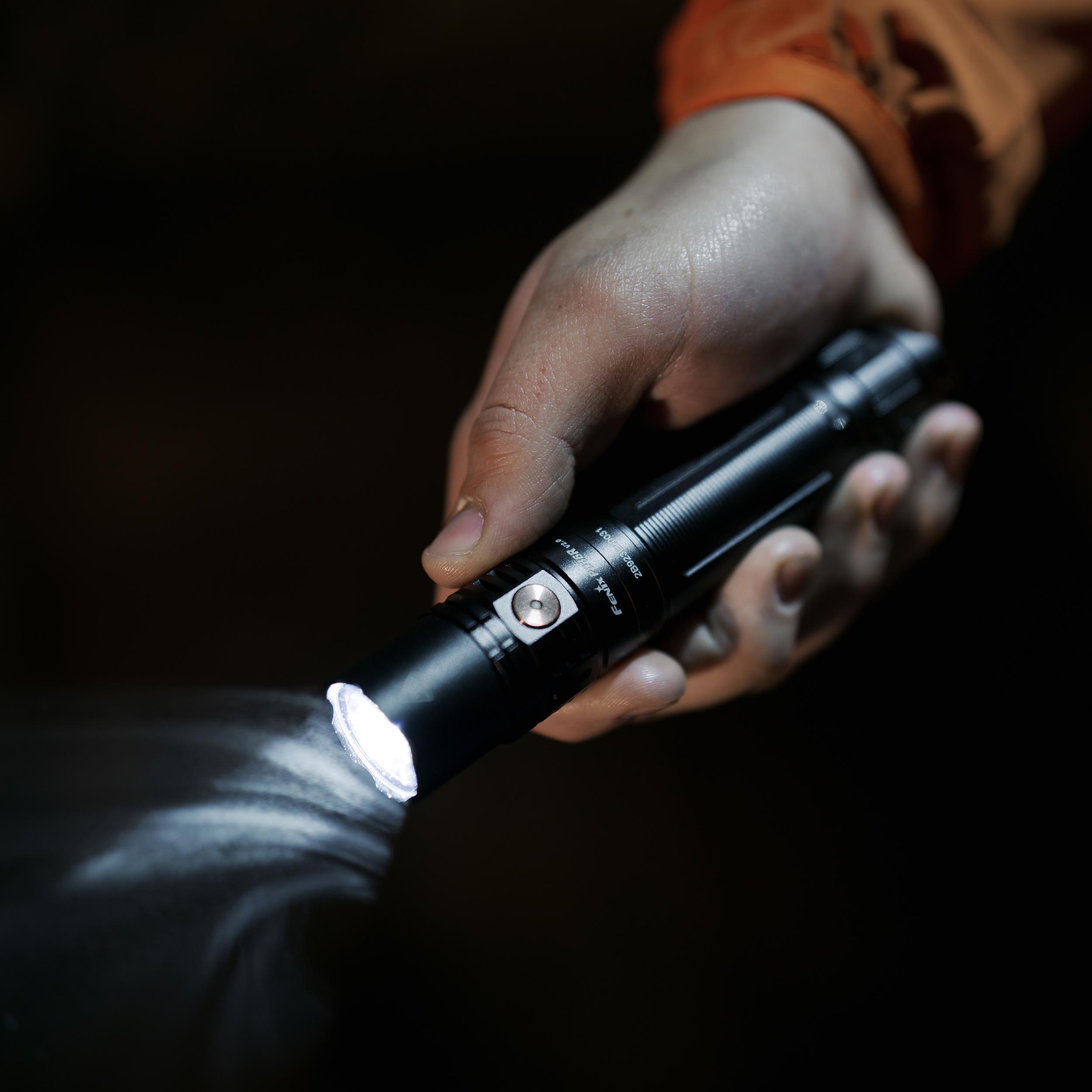 Latarka taktyczna LED Fenix PD36R V2.0 - obrazek 9