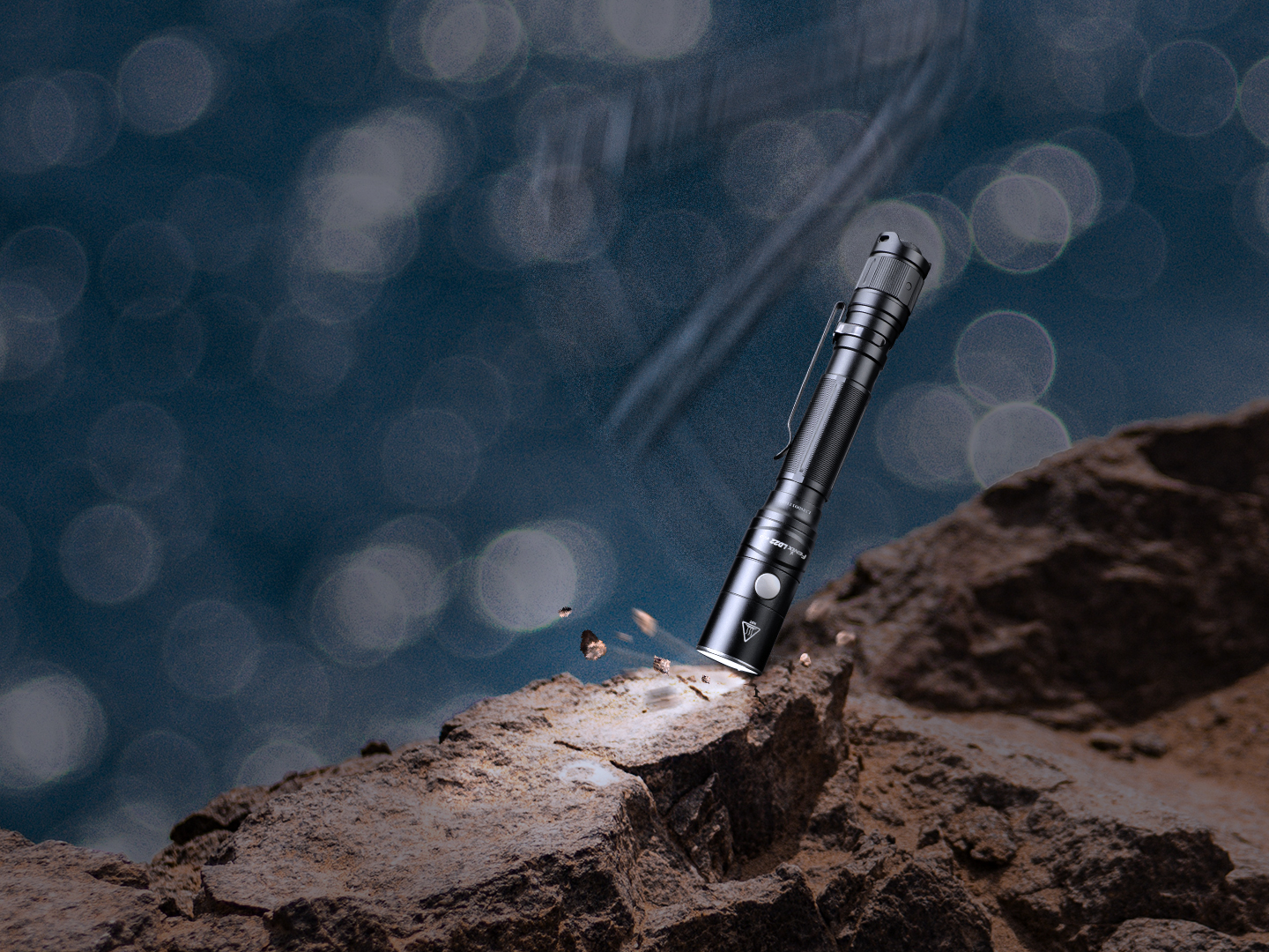 Latarka LED Fenix LD22 V2.0 - obrazek 10