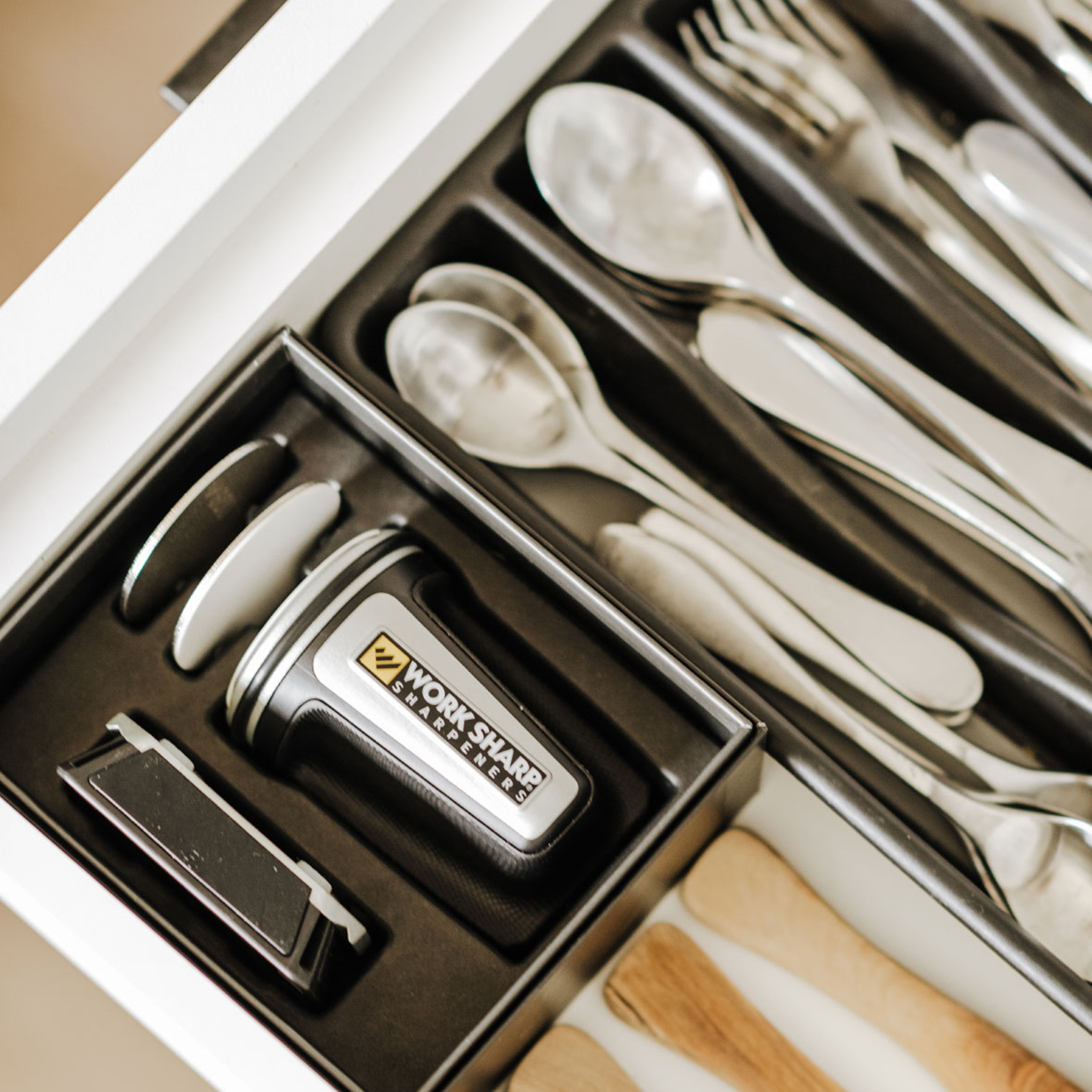 Ostrzałka do noży kuchennych Work Sharp Rolling Knife Sharpener - obrazek 8