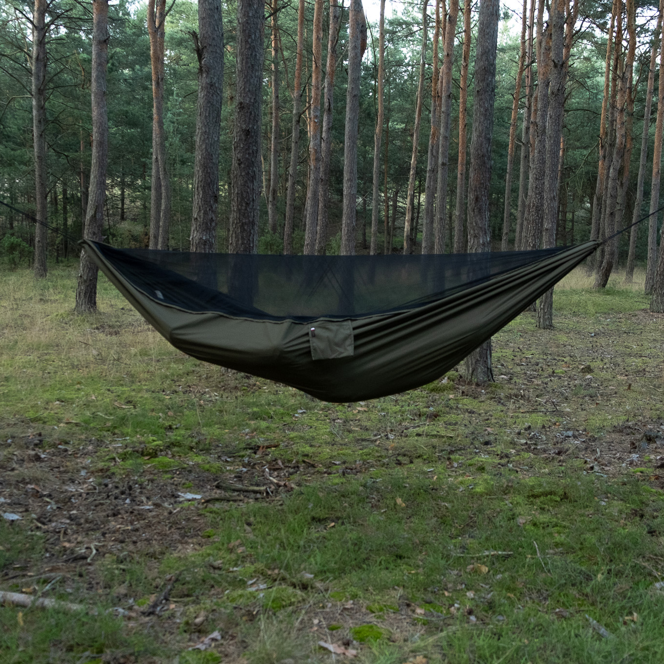 Hamak TigerWood kempingowy Bizon 3m z moskitierą oliwkowy - obrazek 10