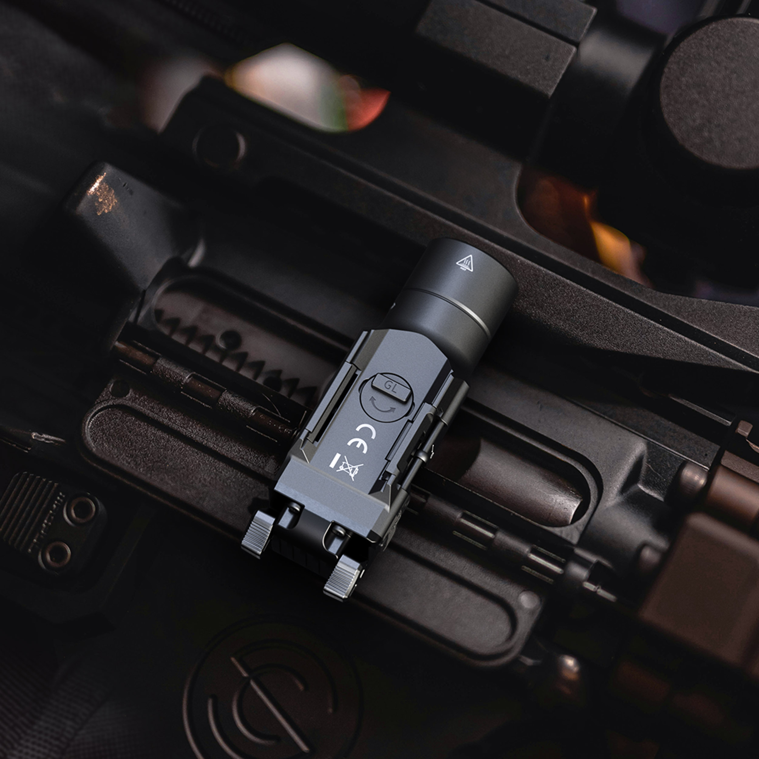 Latarka na broń Fenix GL19R V2.0 - obrazek 10