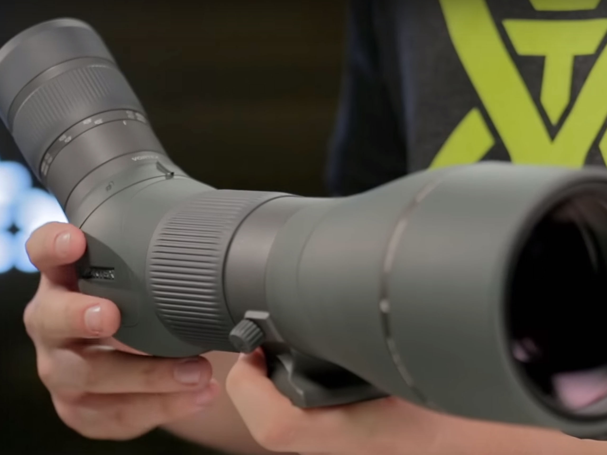 Luneta obserwacyjna Vortex Razor HD 27-60x85 skośna - obrazek 4