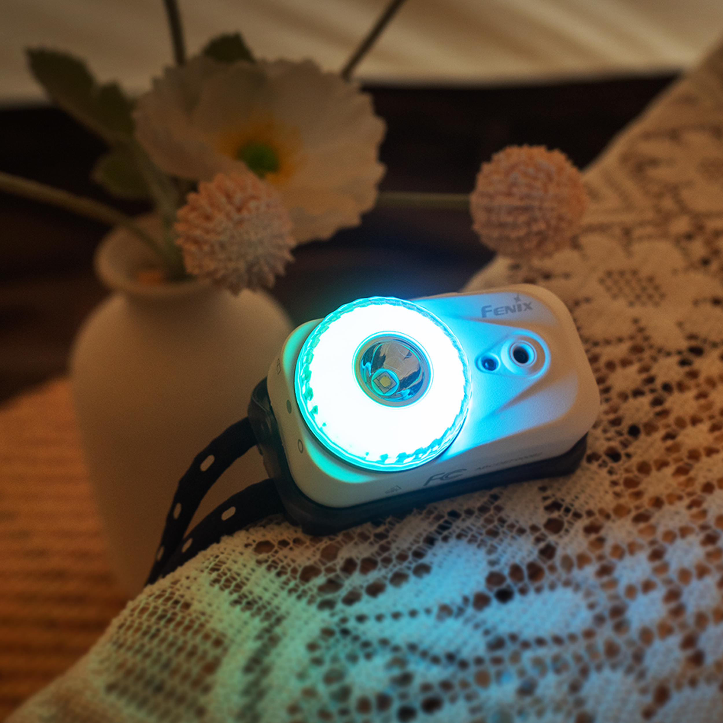 Latarka czołowa Fenix HL17R biała - obrazek 8