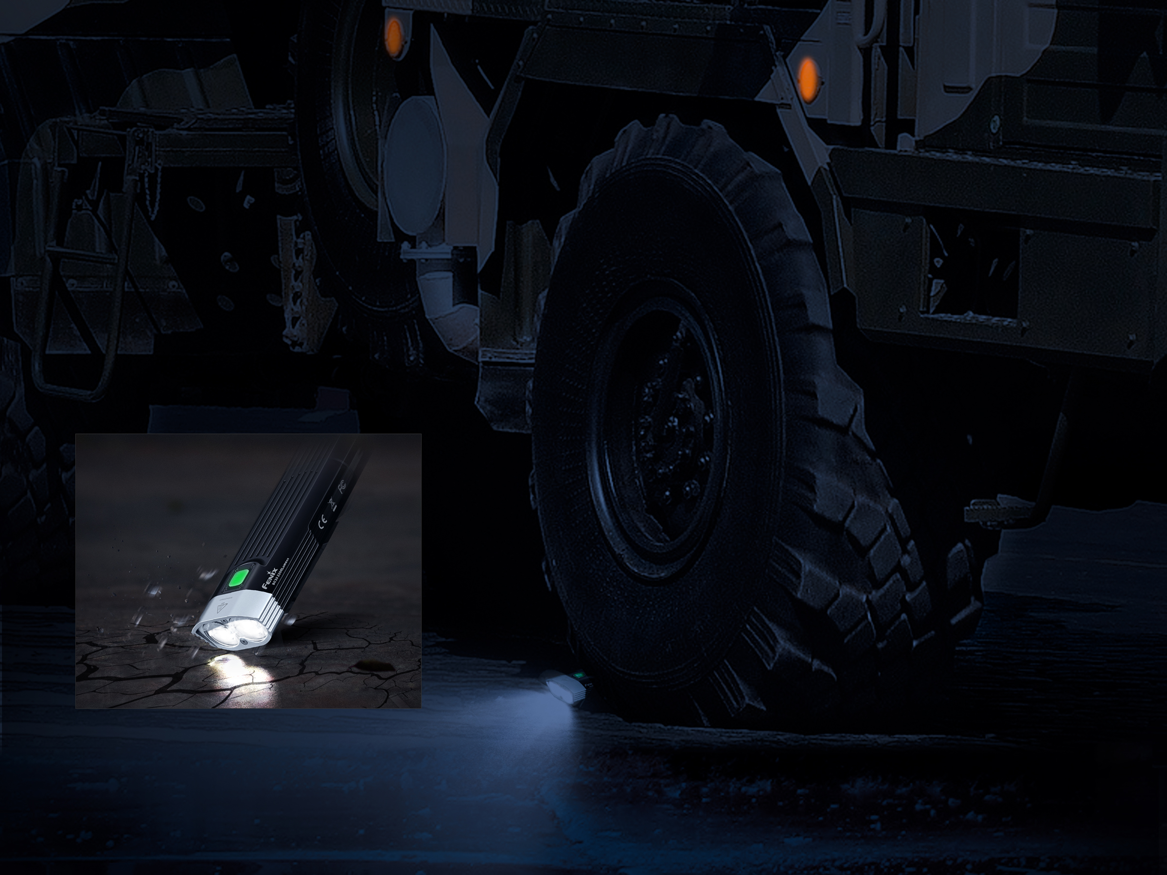 Lampa rowerowa przednia Fenix BC30 V2.0 - obrazek 2