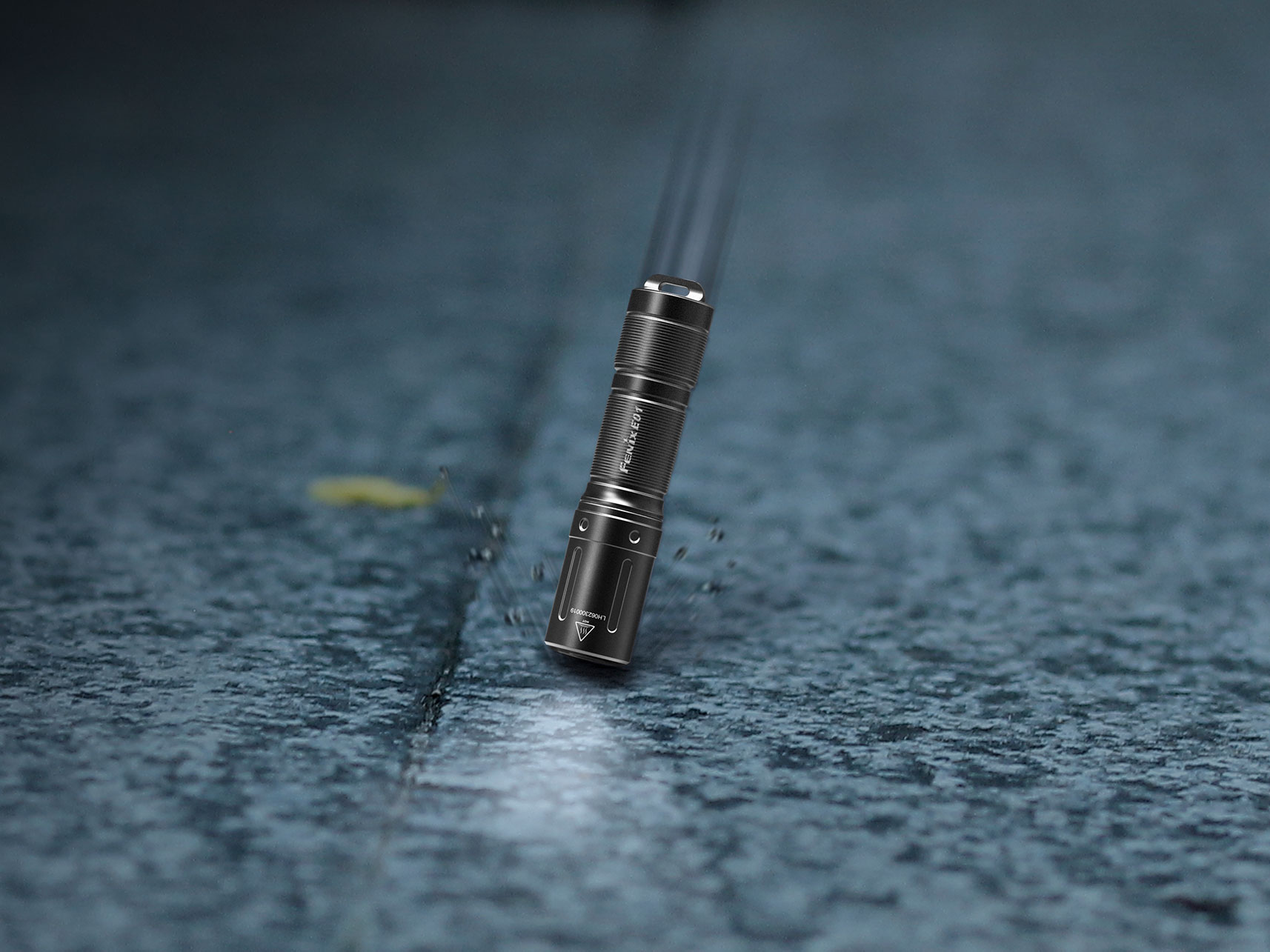 Latarka LED Fenix E01 V2.0 czarna - obrazek 7