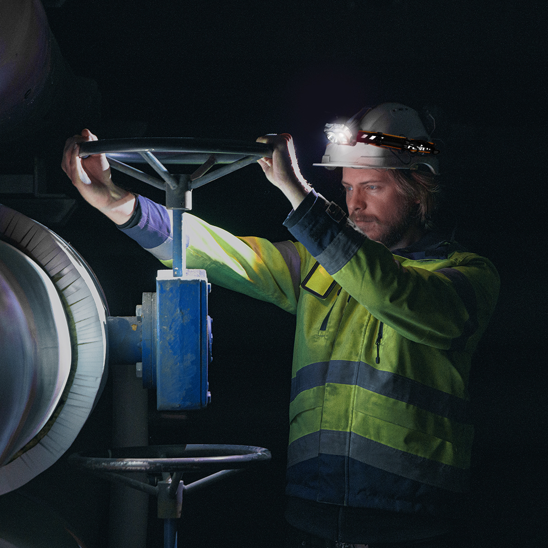 Latarka czołowa Fenix HP25R V2.0 - obrazek 10