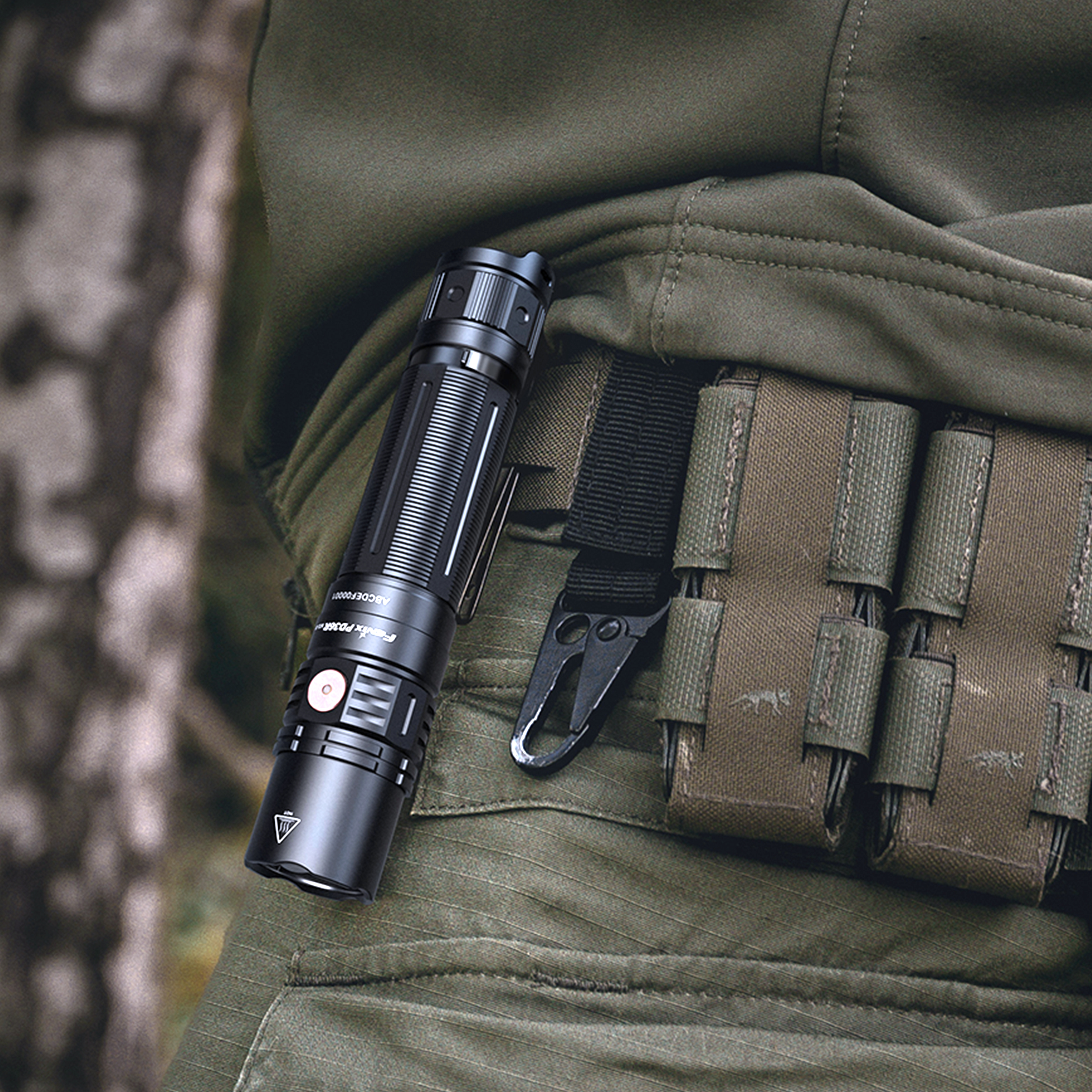 Latarka taktyczna LED Fenix PD36R V2.0 - obrazek 8