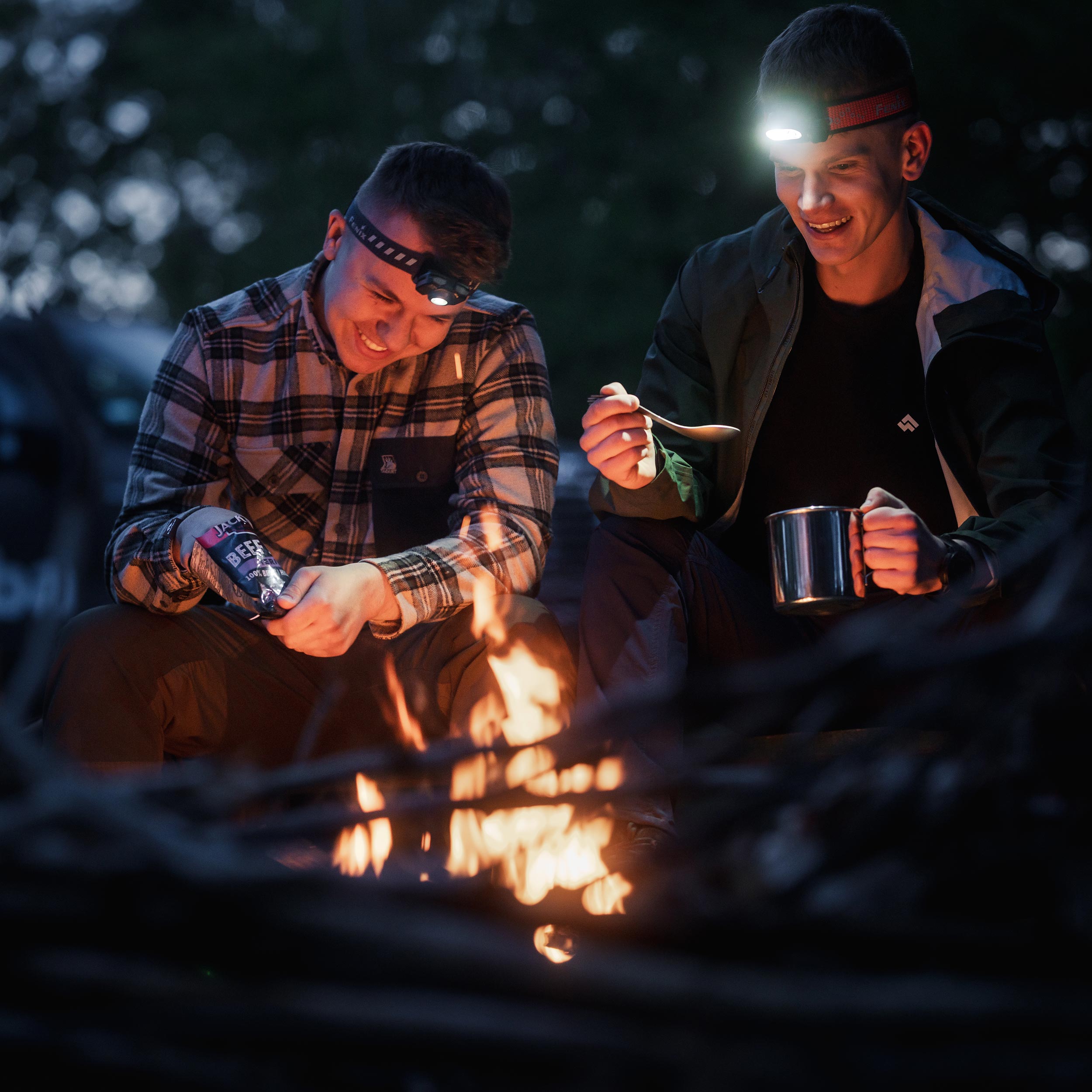 Latarka czołowa Fenix HL12R V2.0 ciemnoszara - obrazek 5