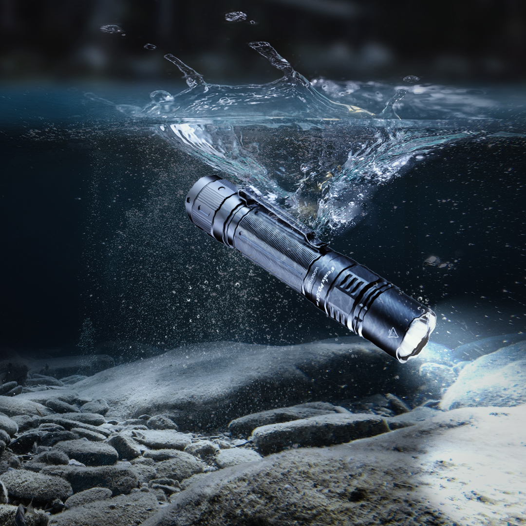 Latarka taktyczna LED Fenix PD36R Pro - obrazek 10