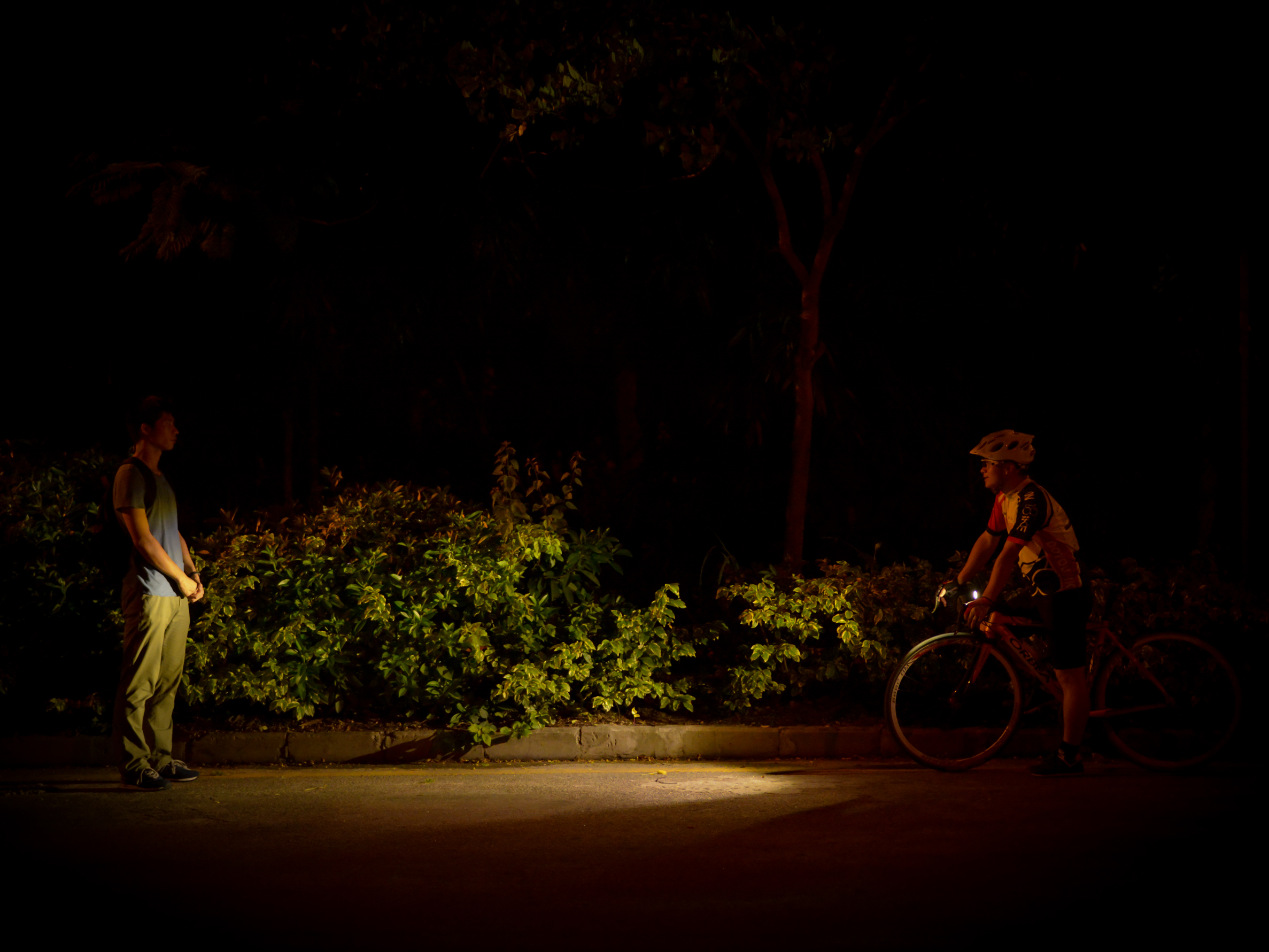 Lampa rowerowa Fenix BC25R - obrazek 10