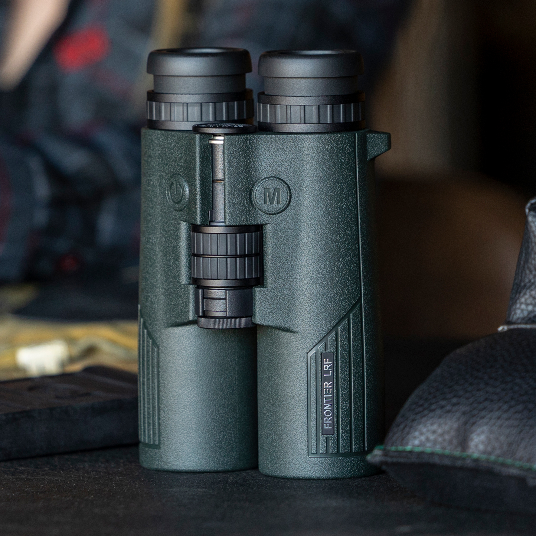 Lornetka z dalmierzem Hawke Frontier LRF 2300 10x42 - obrazek 3