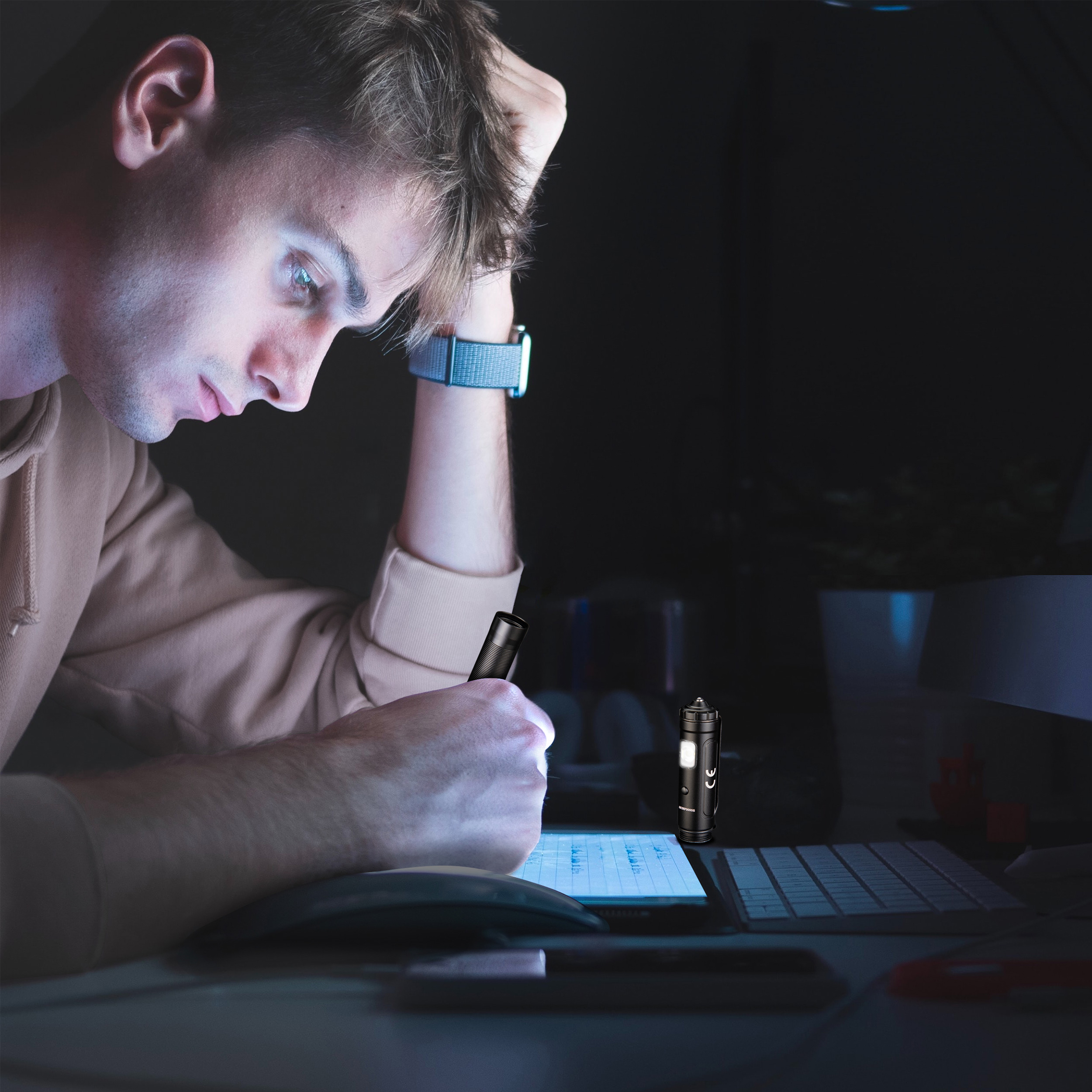 Długopis z latarką Fenix T6 czarny - obrazek 5