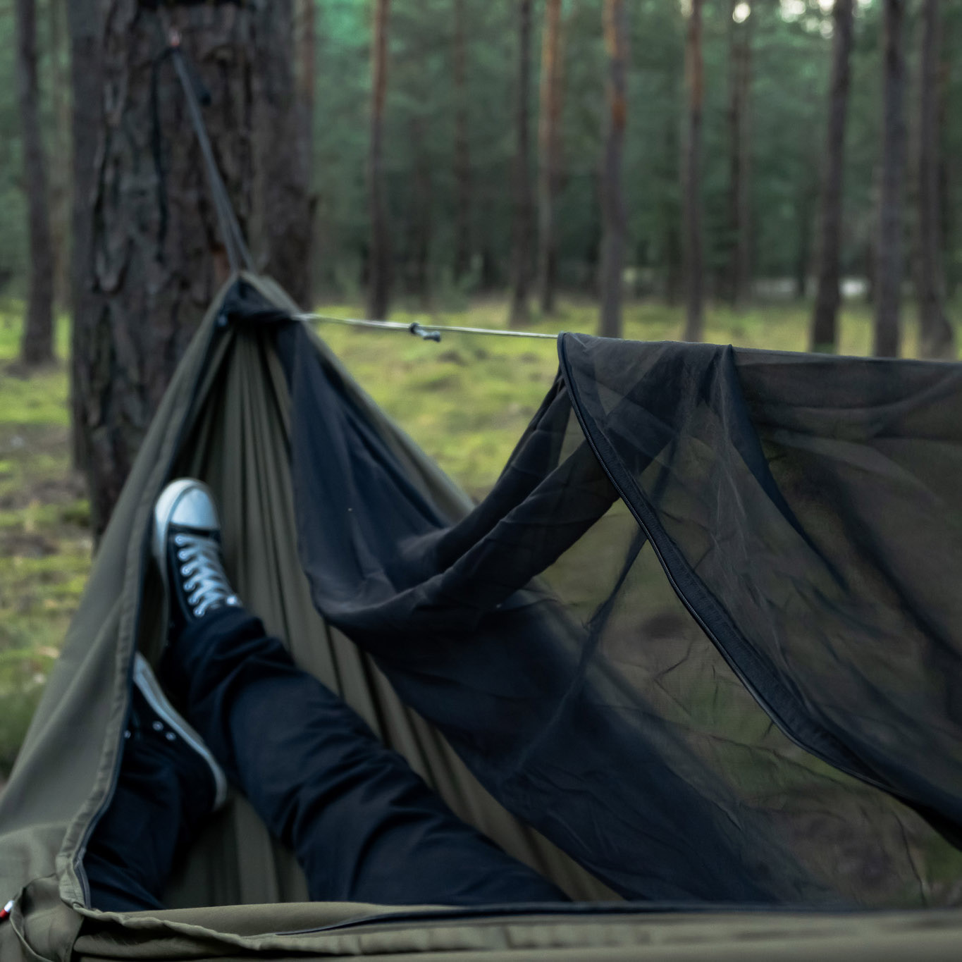 Hamak TigerWood kempingowy Bizon Long 3,5m z moskitierą oliwkowy - obrazek 9