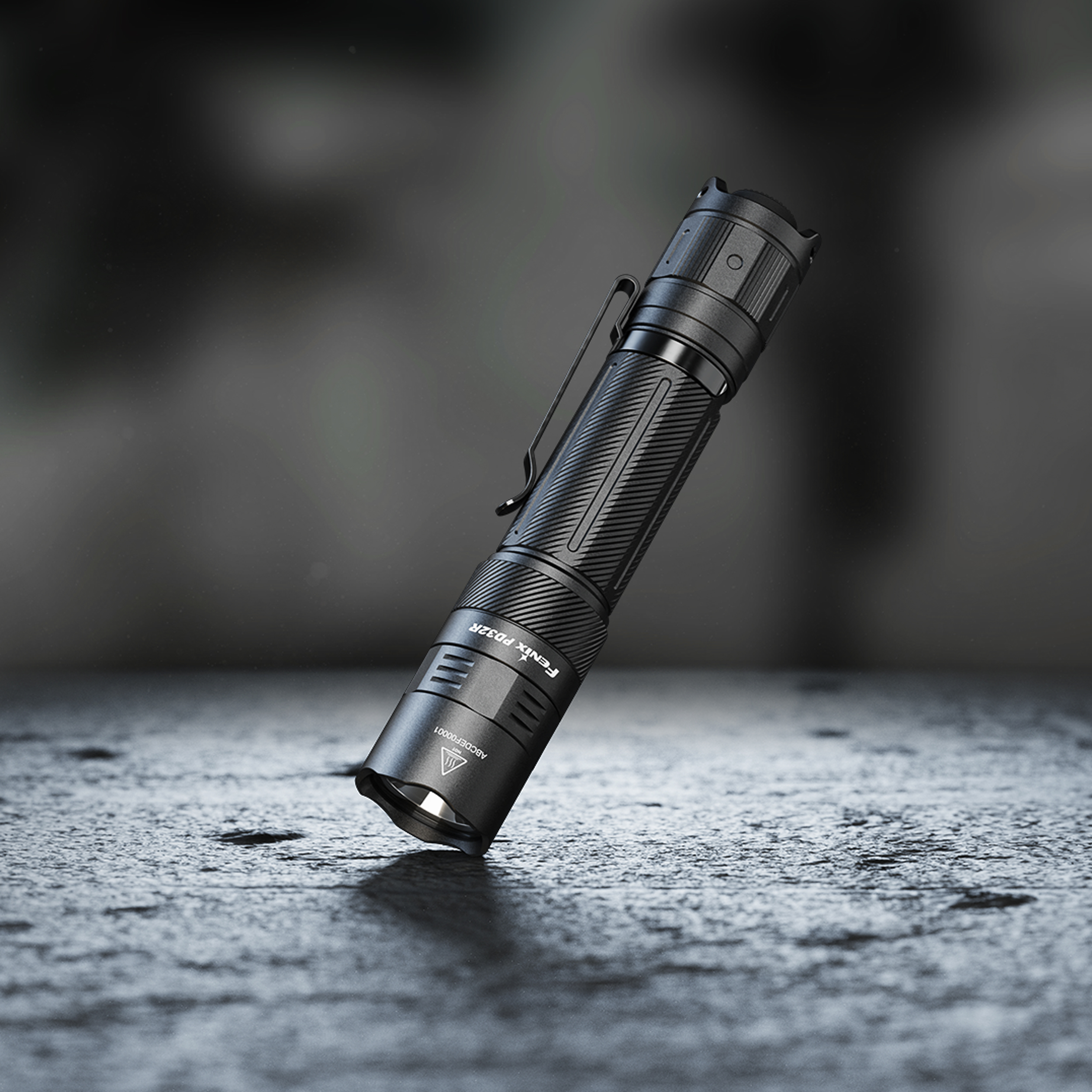 Latarka taktyczna LED Fenix PD32R - obrazek 6