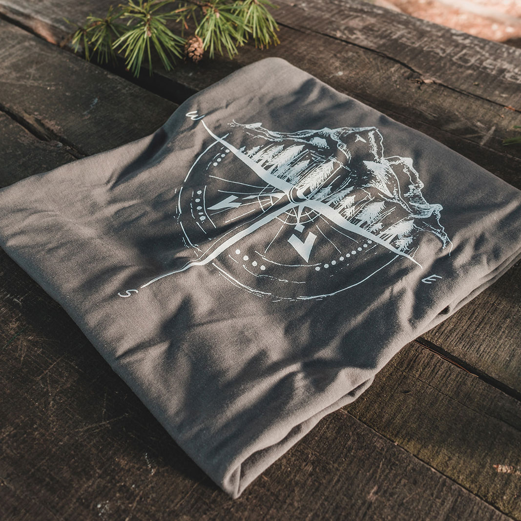 Koszulka męska TigerWood Róża Wiatrów ciemnoszara M - obrazek 4