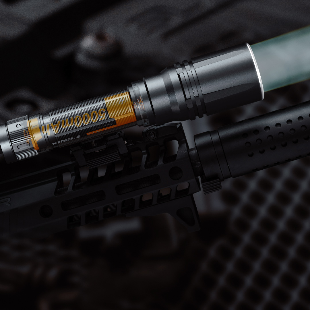 Latarka laserowa Fenix HT30R - obrazek 8