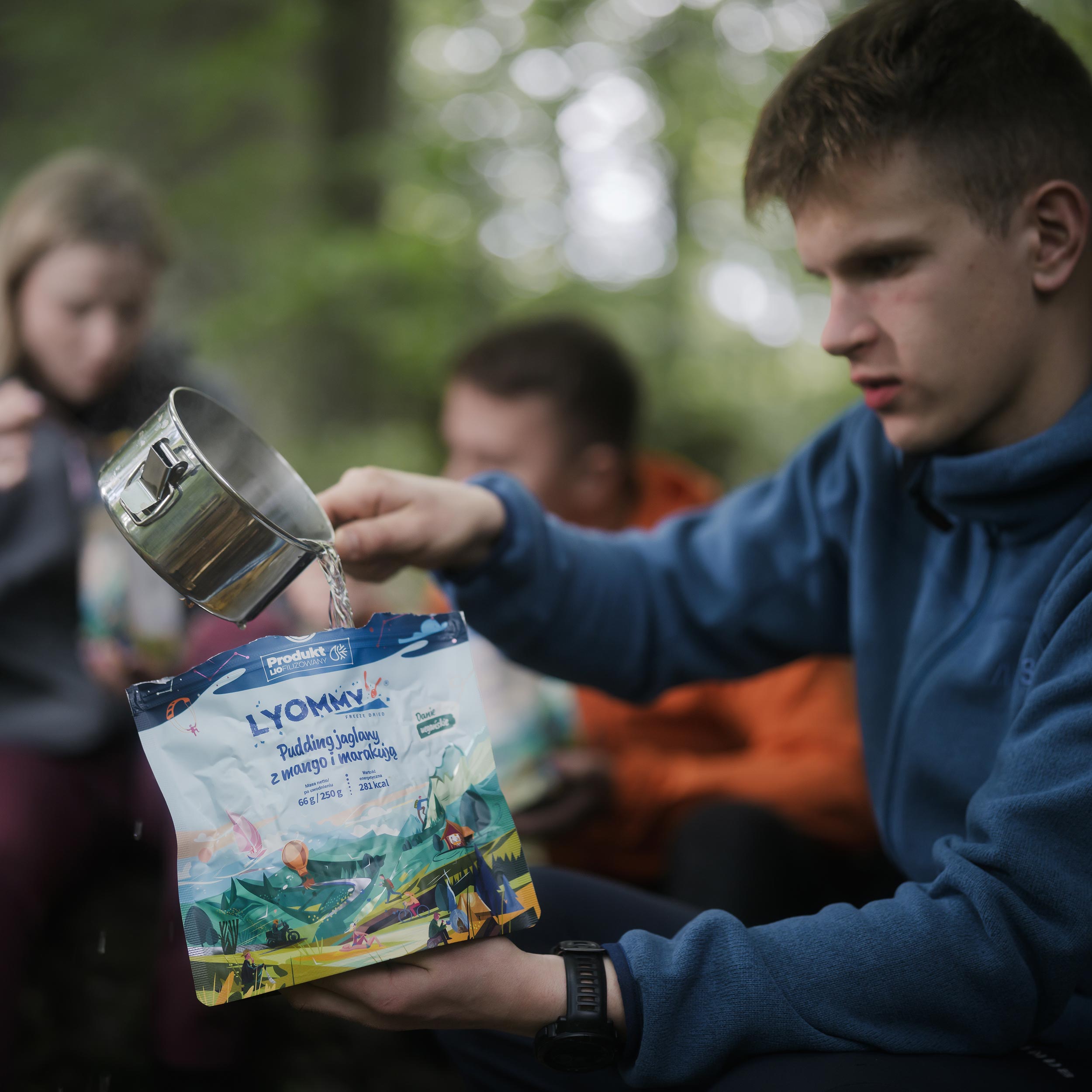 Żywność liofilizowana Lyommy Pudding jaglany z mango i marakują - obrazek 7