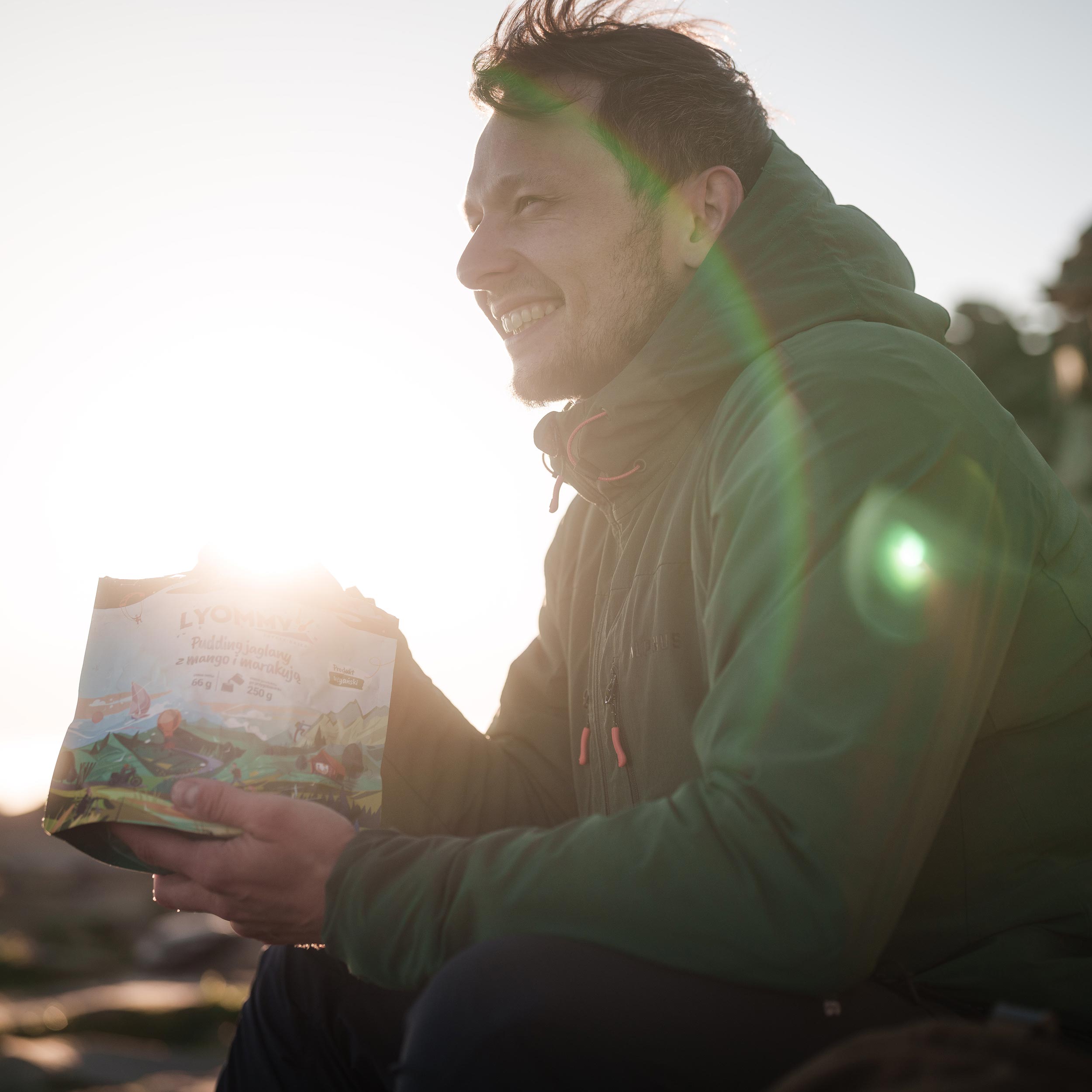 Żywność liofilizowana Lyommy Pudding jaglany z mango i marakują - obrazek 6