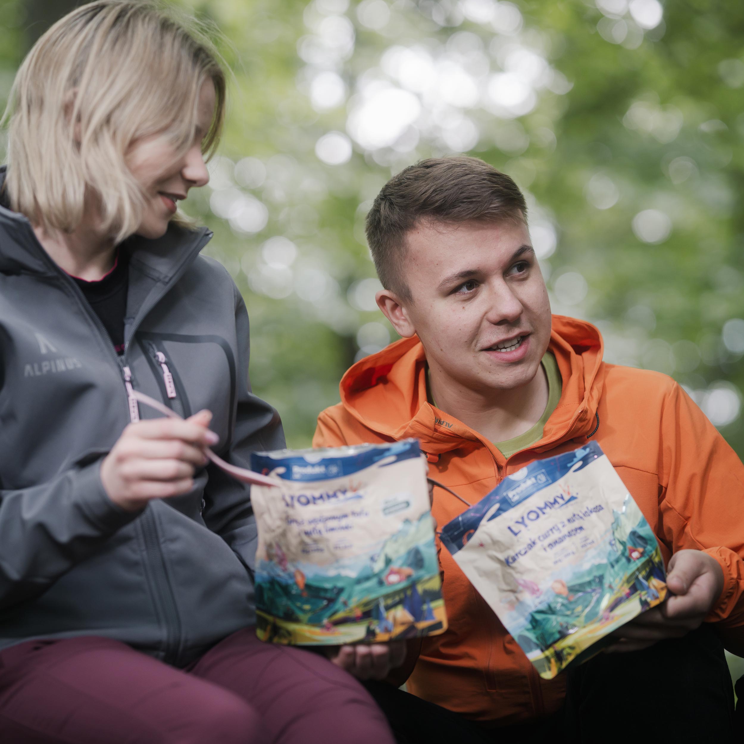 Żywność liofilizowana Lyommy Kurczak curry z nutą kokosa i ananasem 350 g - obrazek 3